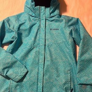 Columbia  Omni-tech waterproof  hooded jacket  . Color blue with white . Size  M